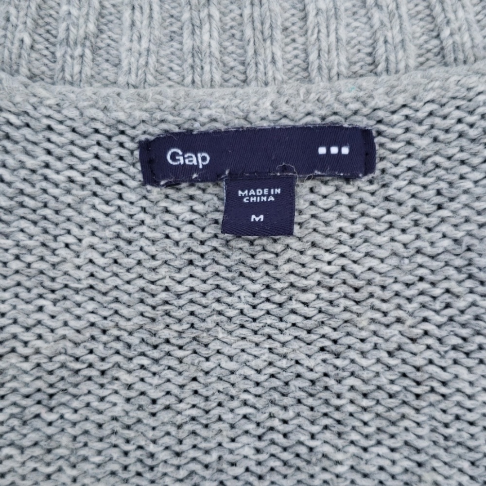 Gray Gap Sweater - image 3